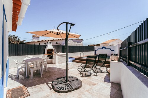 Alentejo Poolside By Gt House