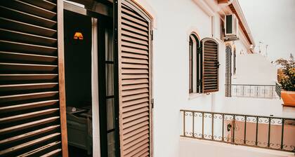 Altura Beach Villa by GT House