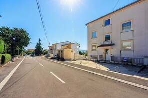 Exterior - Holiday apartment in Dramalj with balcony and sea view (Dramalj)