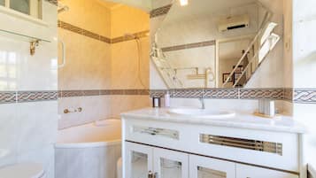 House | 3 bedrooms