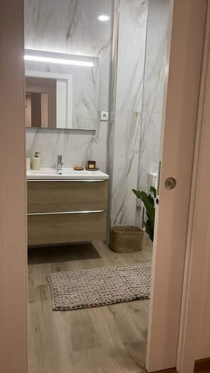 2 camere