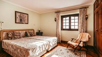 House, Smoking | 3 bedrooms