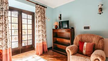 House, Smoking | 3 bedrooms