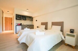 Estudio estándar, balcón