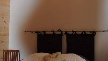 2 chambres, accès Internet, draps fournis