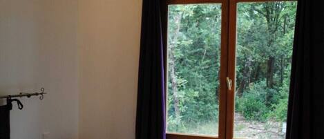 2 bedrooms, Internet, bed sheets
