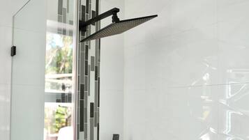 House | Bathroom