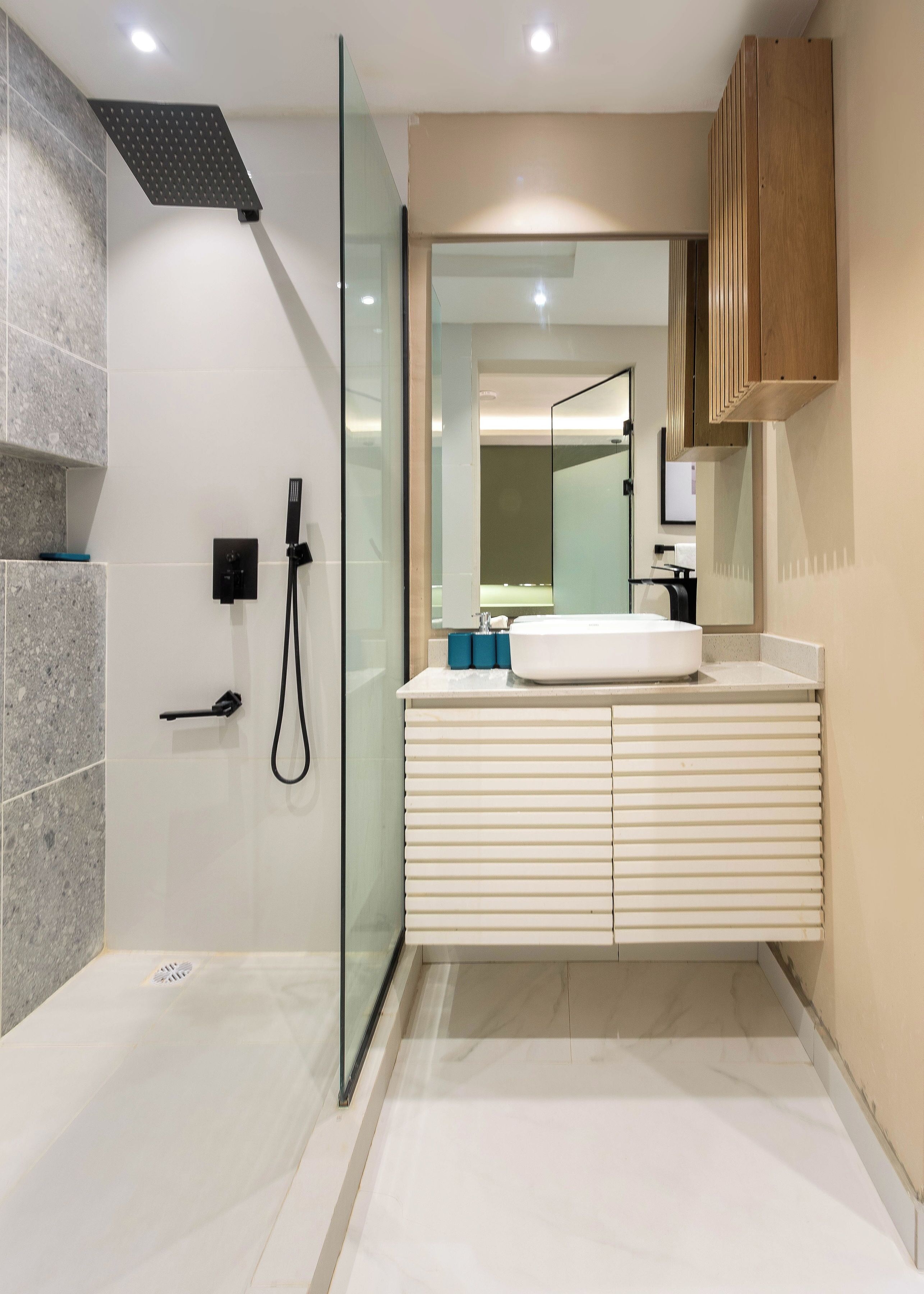 Executive-Studio | Badezimmer | Dusche, kostenlose Toilettenartikel, Haartrockner, Bidet