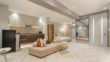 Deluxe Studio | Living area