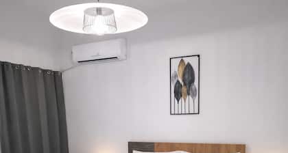 Dorothy's Apartments Near Airport By SEM