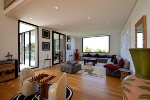 Interior - Villa Octagon – Heated Pool & Jacuzzi (Essaouira)