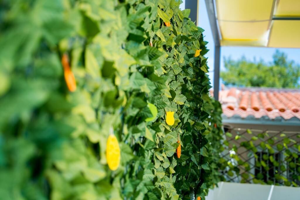 Klassiek appartement, terras, uitzicht op tuin | Details aan de buitenkant