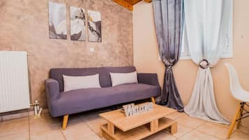 Leilighet, balkong, hageutsikt | Oppholdsområde