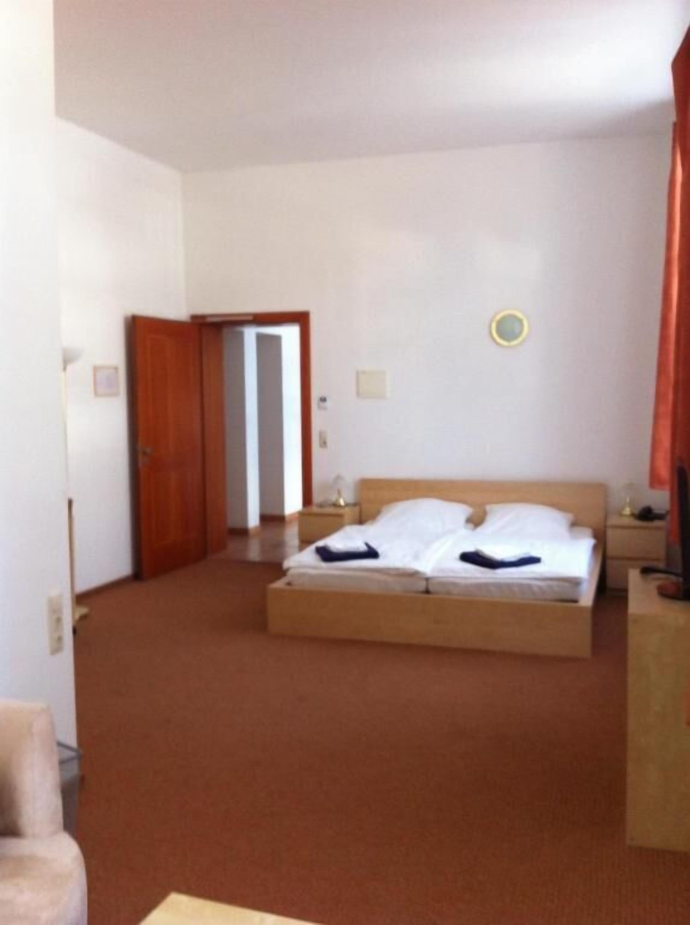 Doppelzimmer, Nichtraucher, Stadtblick