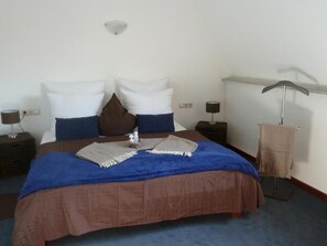 Room - Hotel Zum Bügeleisen (Duisburg)