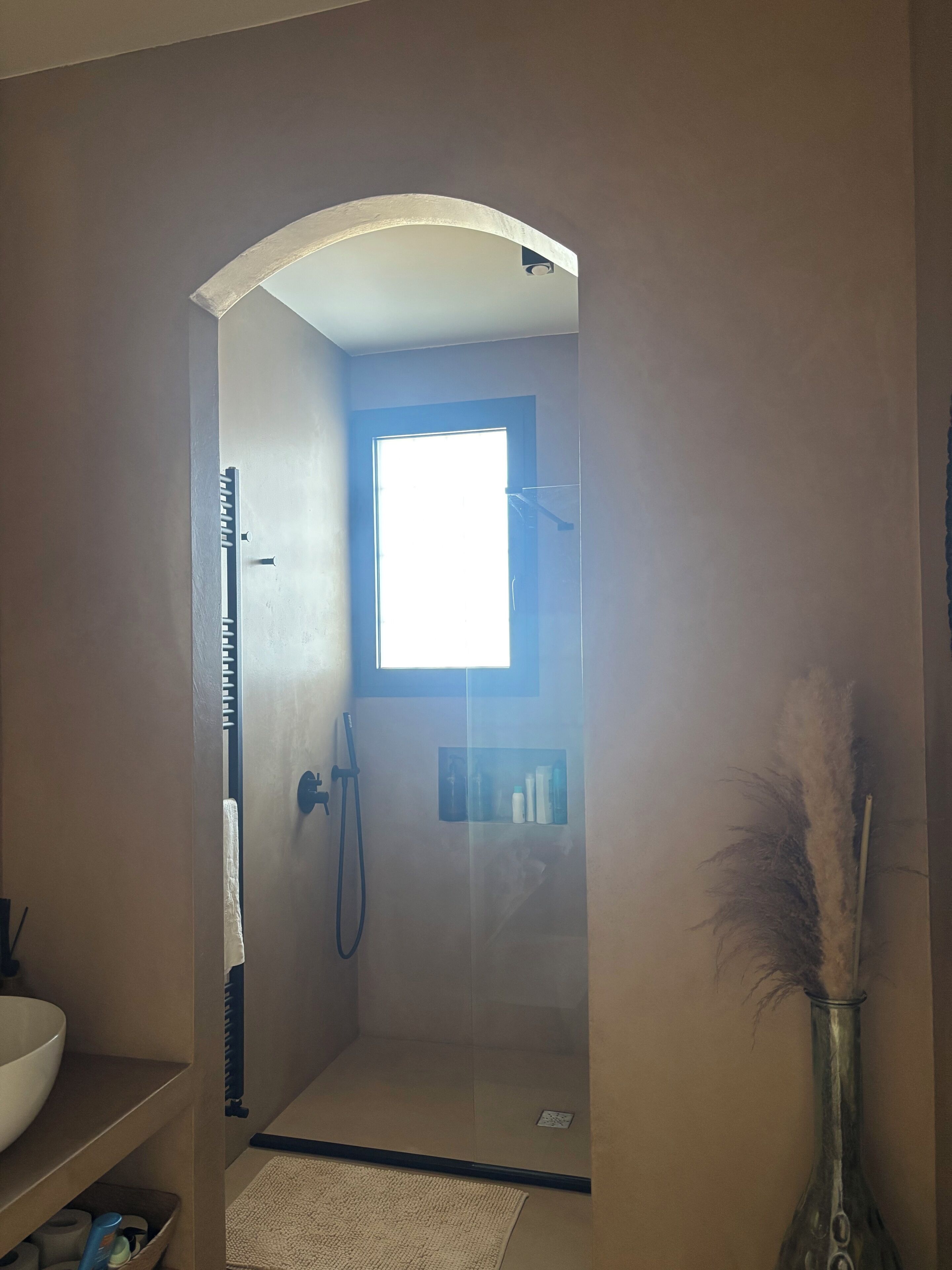 Doccia, asciugacapelli, bidet, asciugamani