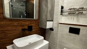 Hair dryer, soap - Best appartament in Georgia (T'bilisi)