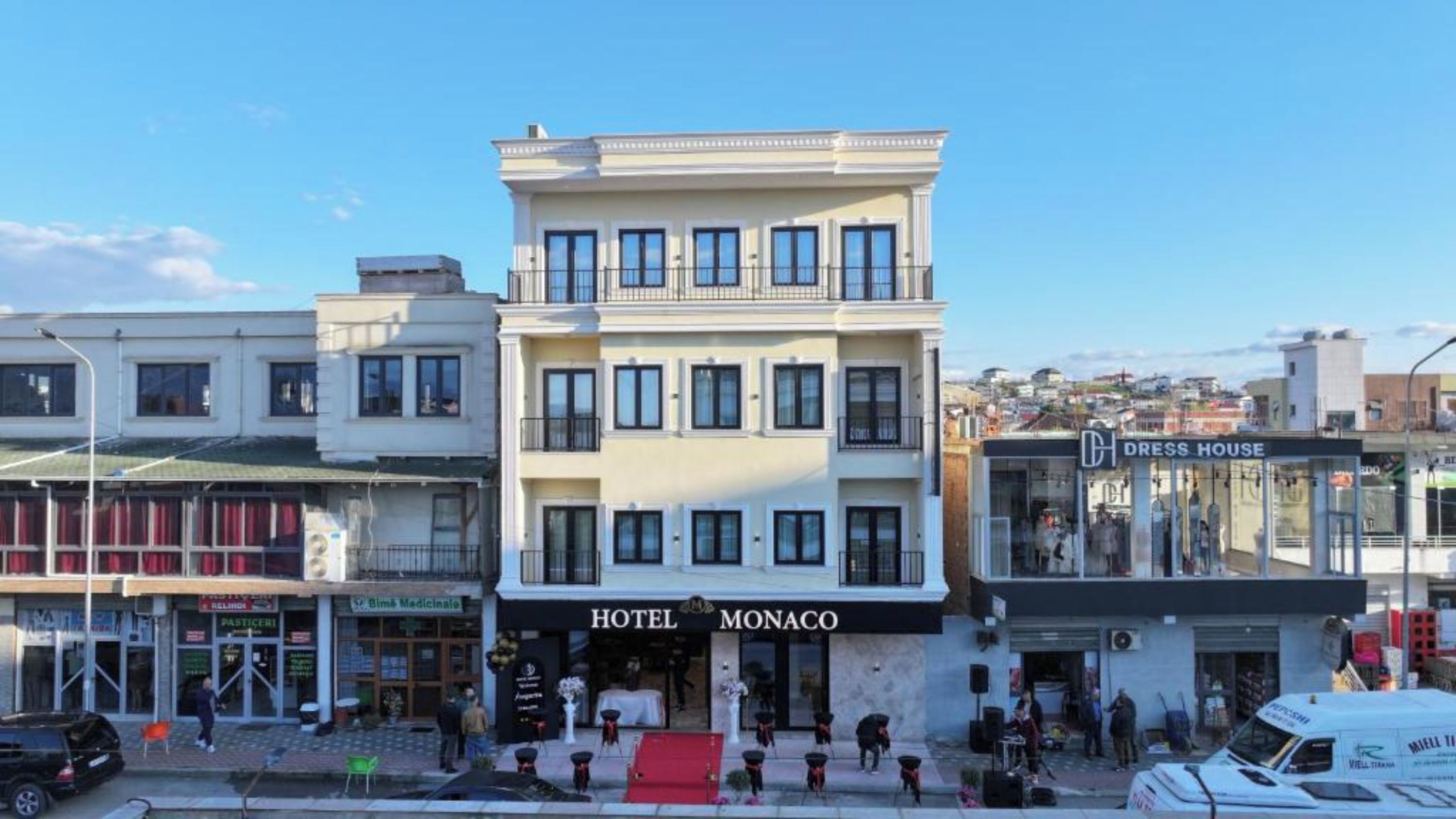 واجهة المنشأة