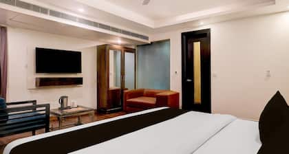 Townhouse Oak New Delhi Railway Junction