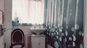 Shared Dormitory, 1 Bedroom | Bathroom