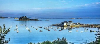 Macareux cottage – Cozy Seaside Retreat in Northern Brittany
