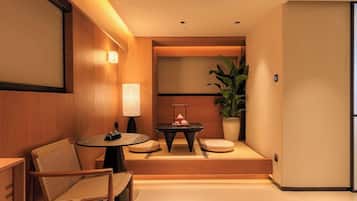 Luxury Suite, City View | Ruang tamu