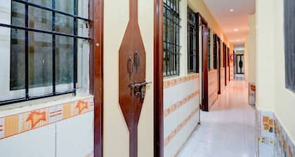 Deluxenimalan Residency
