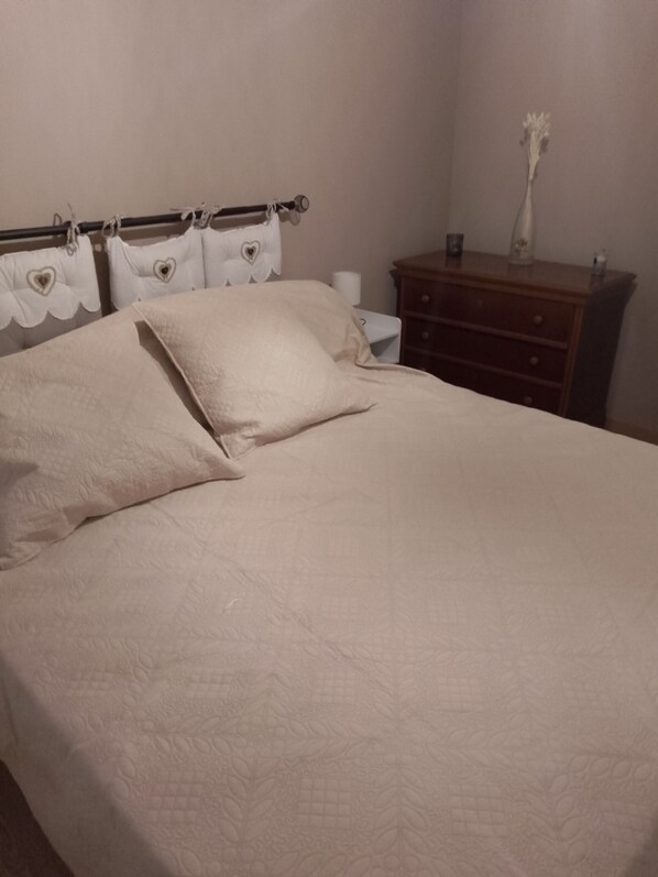 Room - maison d'hôtes Lacour (Augignac)