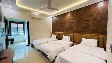 Kamar Double atau Twin Superior