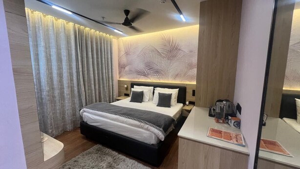 Deluxe Tek Büyük Yataklı Oda