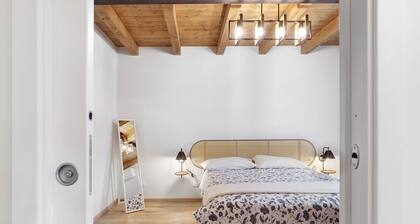 Apartment with River View Bedroom