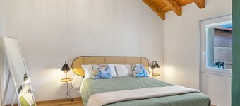 Deluxe Apartment with Bedroom
