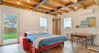 Studio Apartment with Garden