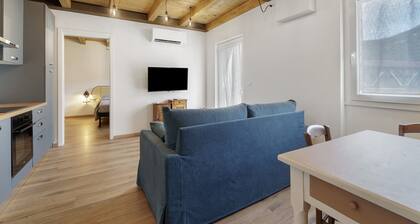 Apartment with Bedroom and Garden