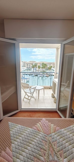 Interior - Sea View Apartment in  Fréjus (Fréjus)