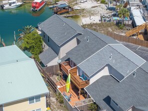 Exterior - Waterfront townhome with private & Public beach access + paddle to Destin Harbor (Destin)