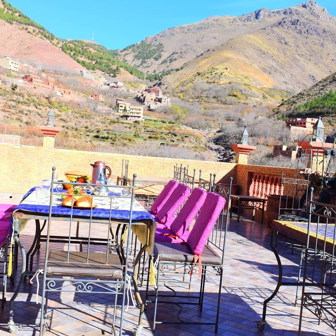 Basic-Doppelzimmer, Bergblick | Speisen im Freien