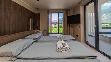 Chambre Double, vue montagne