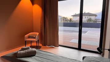 Deluxe Double Room, Balcony, Mountain View