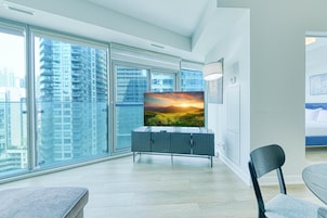 Family Suite, 2 Bedrooms, Non Smoking | Living area | Flat-screen TV