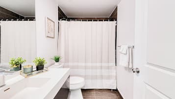 Suíte clássica, 1 quarto, para não fumantes | Banheiro