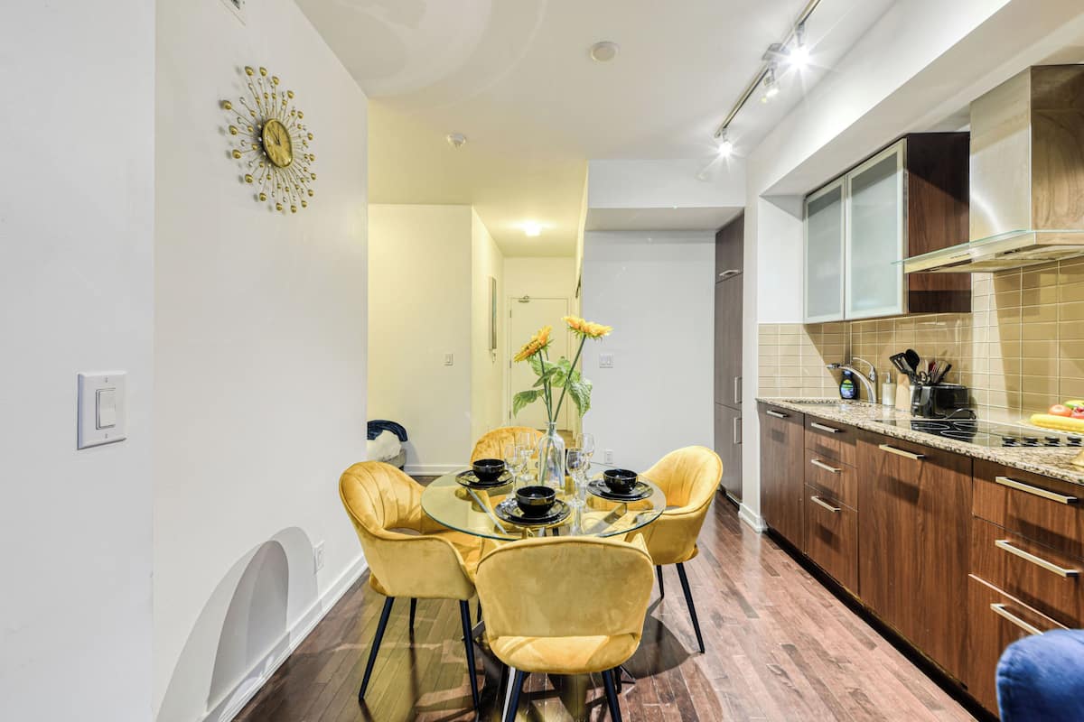 Elite Suite, 1 Bedroom, Non Smoking | Private kitchen