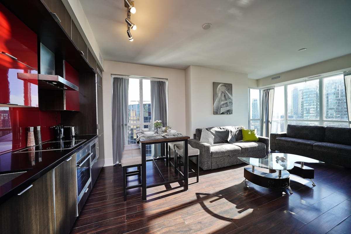 Deluxe Suite, 2 Bedrooms, Non Smoking | Living area