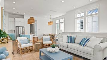 House (4 Bedrooms) | Exterior