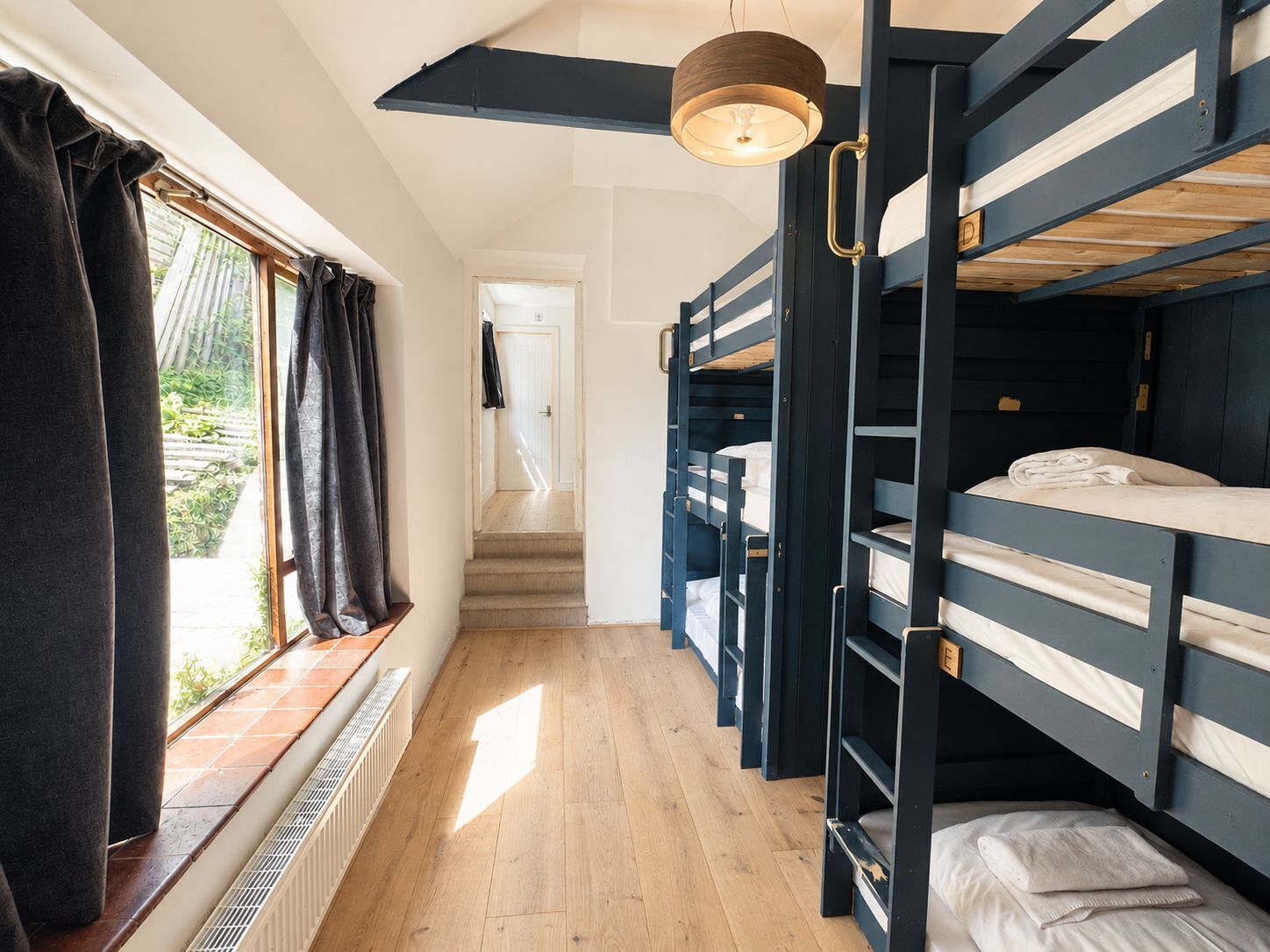 Wifi gratis y ropa de cama