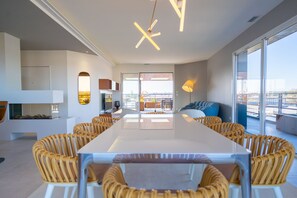 Interior - Penthouse 170m2 with Jacuzzi (La Teste-de-Buch)