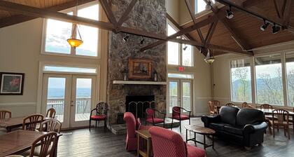 Bent Tree Family 2BR - Hot Tub, Mountain View Deck, Pool, Golf, Lake & Fish
