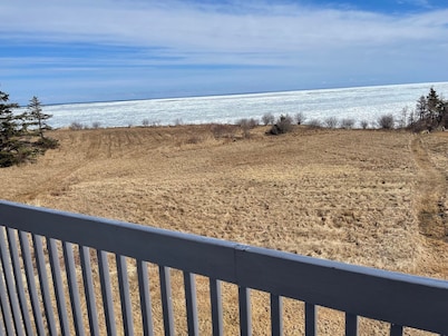 Ocean Front Cozy Cottage Overlooking Prince Edward Island.