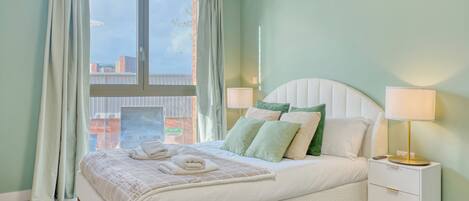 Family Apartment, 1 King Bed with Sofa bed, Non Smoking, Kitchenette