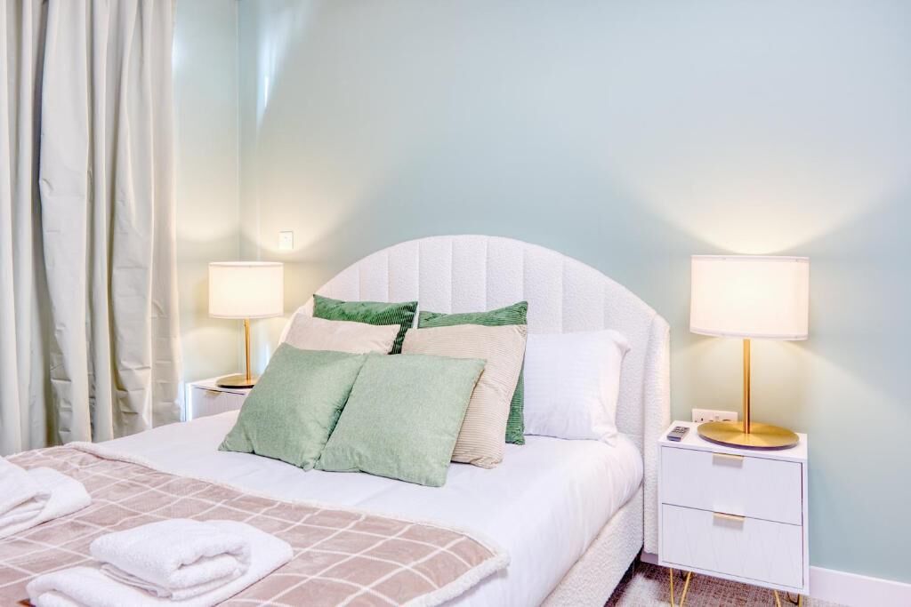 Apartment, 1 King Bed with Sofa bed, Non Smoking, Kitchenette